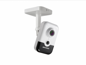 IP камера Hikvision DS-2CD2423G0-IW