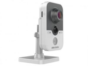 IP камера Hikvision DS-2CD2442FWD-IW